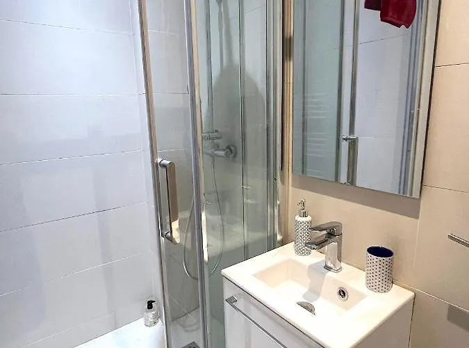 Lecourbe شقة